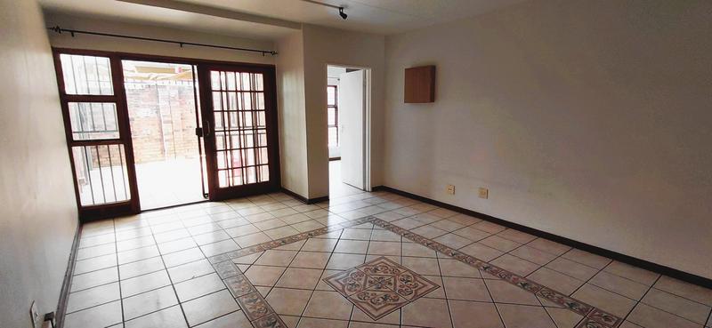 3 Bedroom Property for Sale in Langenhovenpark Free State